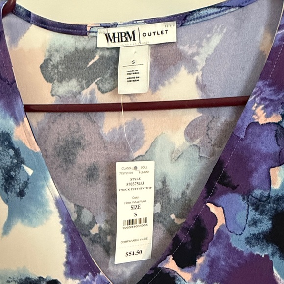 NWT WHBM Outlet V-Neck Puff Sleeve Top Floral Violet Size S - Picture 2 of 7